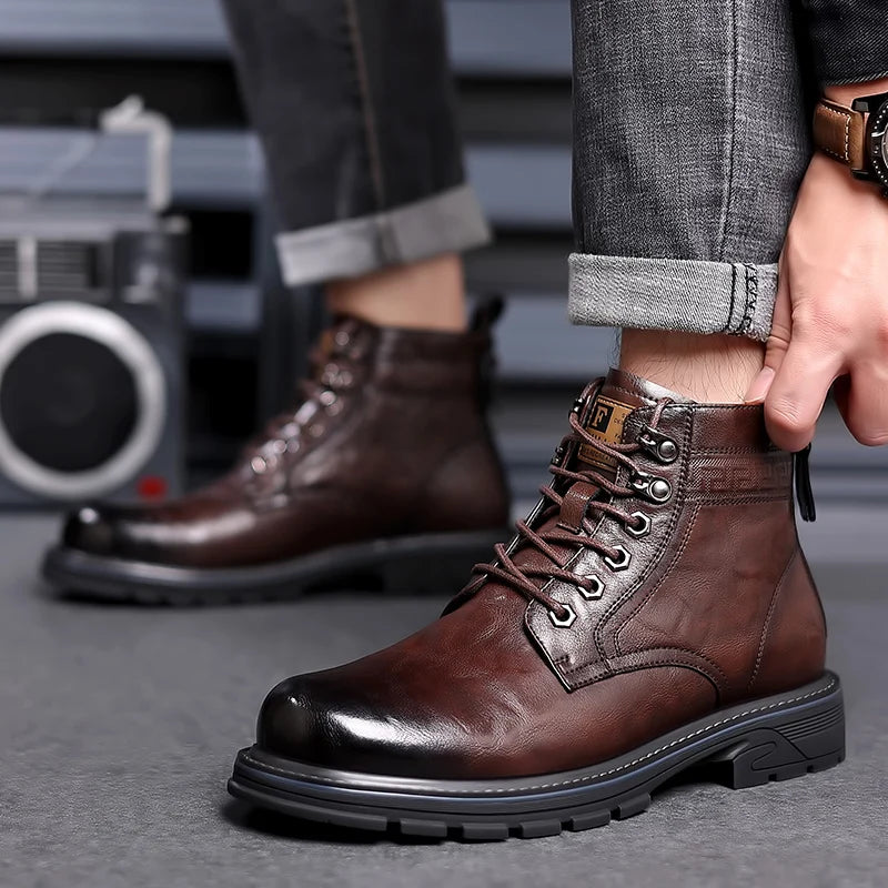 Bota Casual de Couro Noble Strider