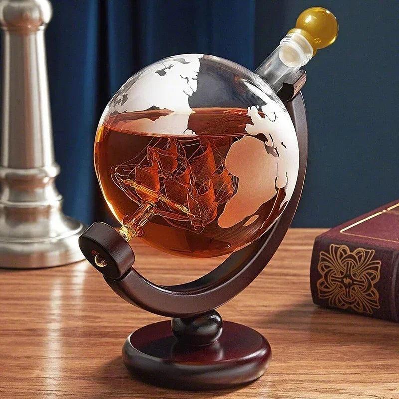 Decantador Globo de Whisky com Suporte de Madeira - Mafie